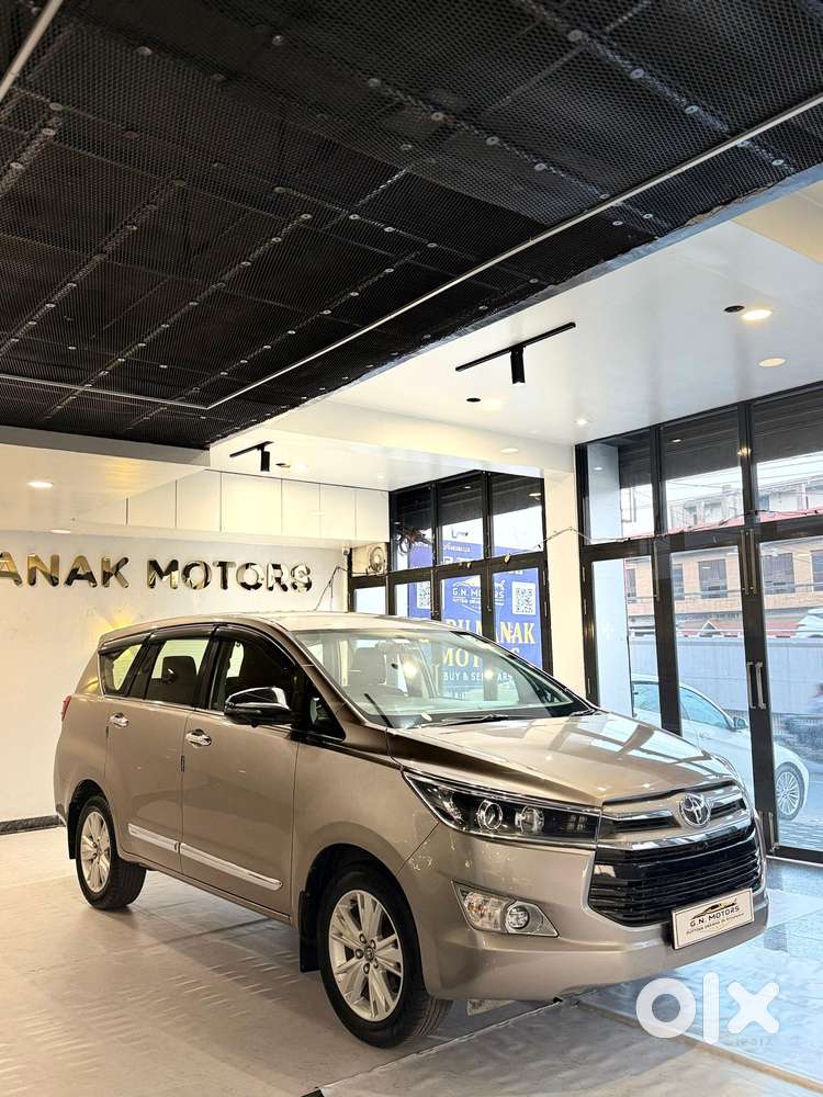 Toyota Innova Crysta 2.8 Zx At 7 Seater, 2019, Diesel