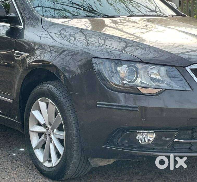 Skoda Superb Elegance 1.8 Tsi At, 2014, Petrol