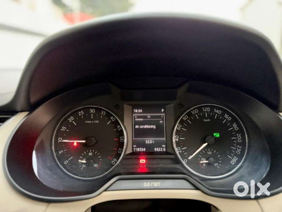 Skoda Octavia 2.0 Tdi Style Plus At, 2016, Diesel