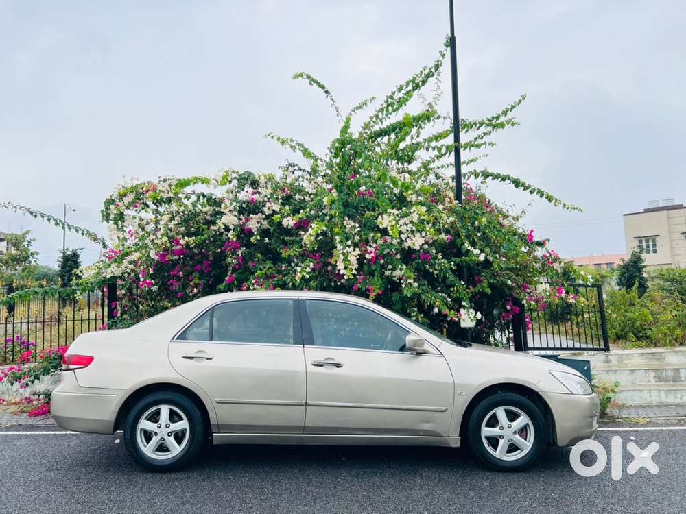 Honda Accord 2004 Automatic
