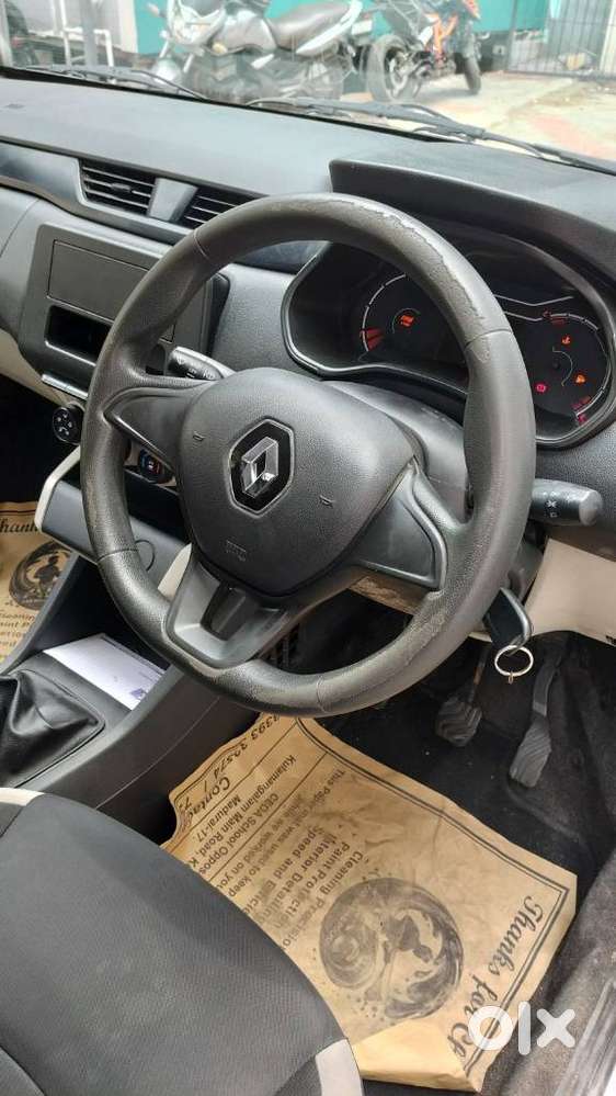 Renault Triber 1.0 Rxe, 2020, Petrol