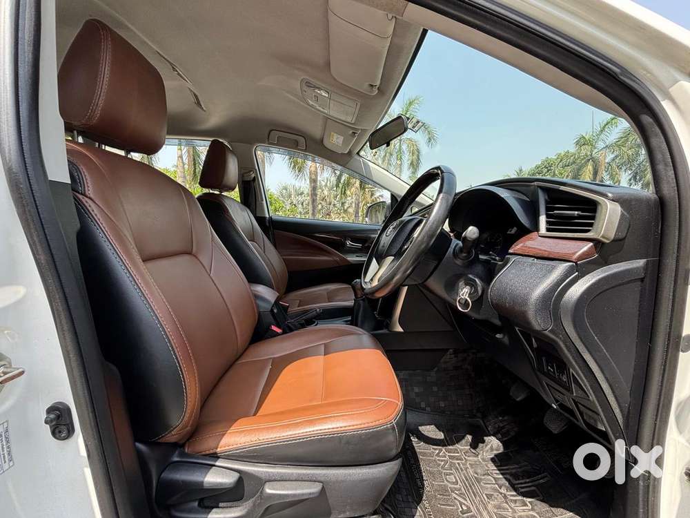 Toyota Innova Crysta 2.4 G Mt 8s, 2019, Diesel