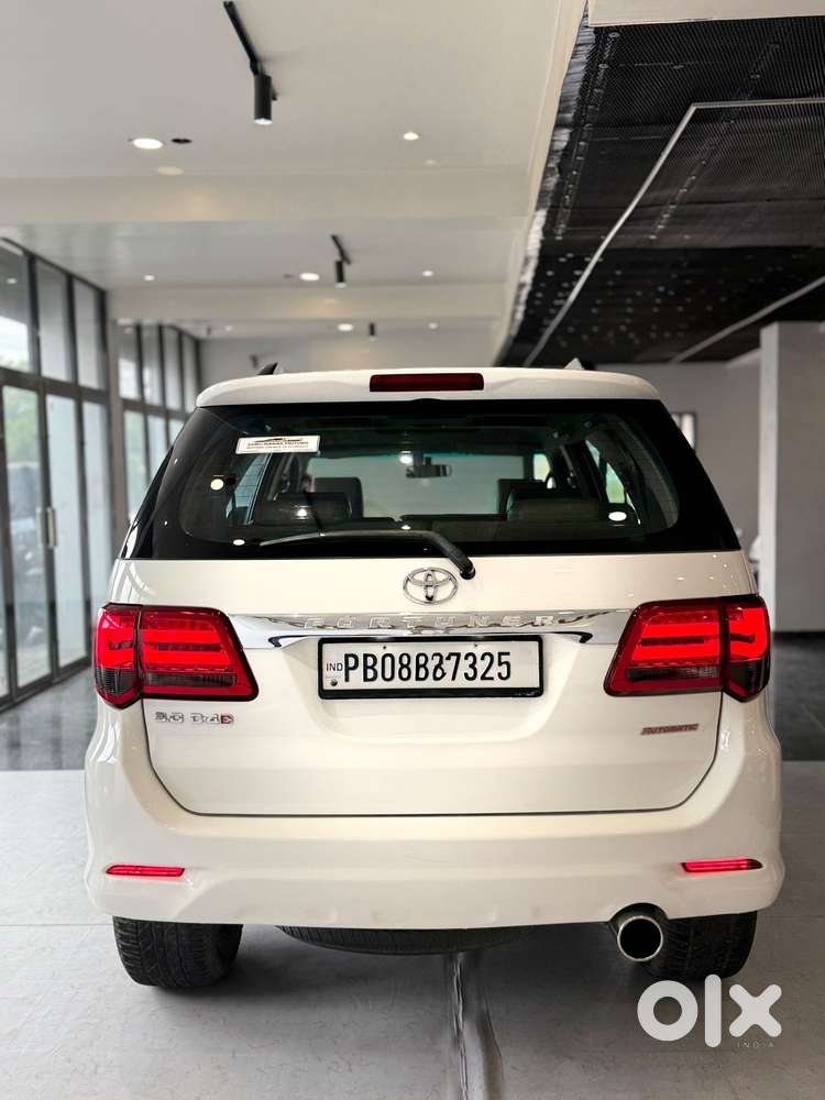 Toyota Fortuner 4x2 At, 2016, Diesel