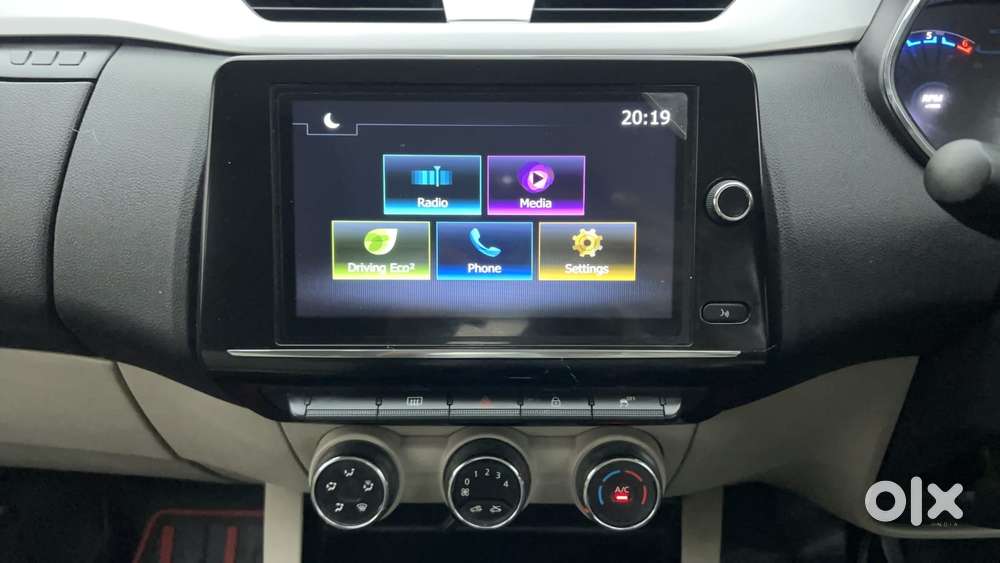 Renault Triber Rxz Easy-r Amt Dual Tone, 2023, Petrol