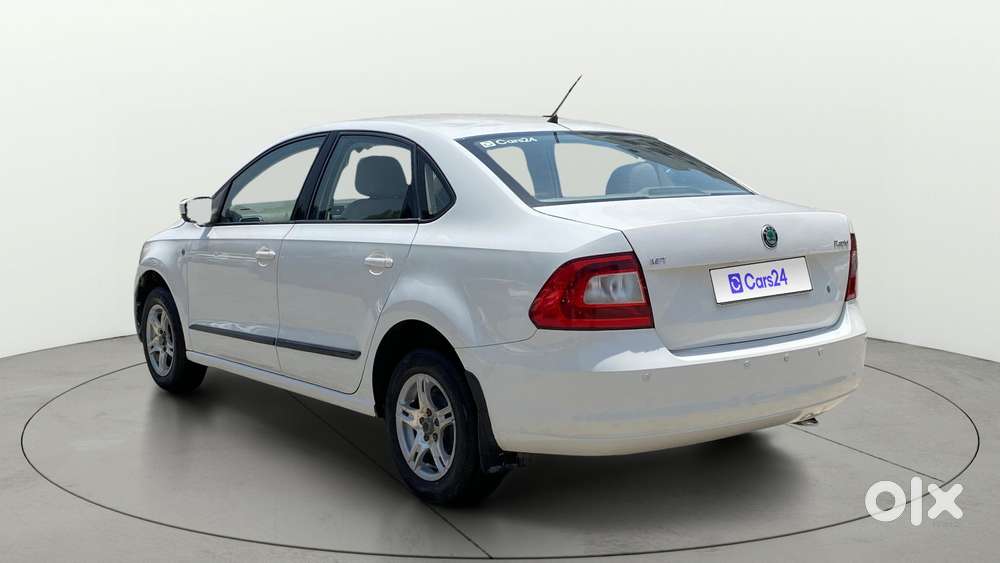 Skoda Rapid 2011-2013 1.6 Mpi At Ambition, 2013, Petrol