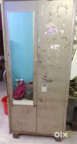 Steel Almirah Buy Sell Used Furniture in Bagha Jatin OLX
