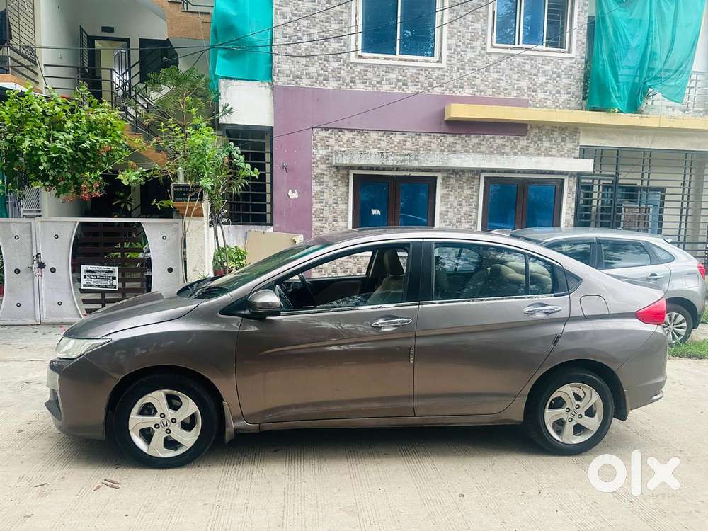 Honda City V Mt Sunroof, 2014, Diesel