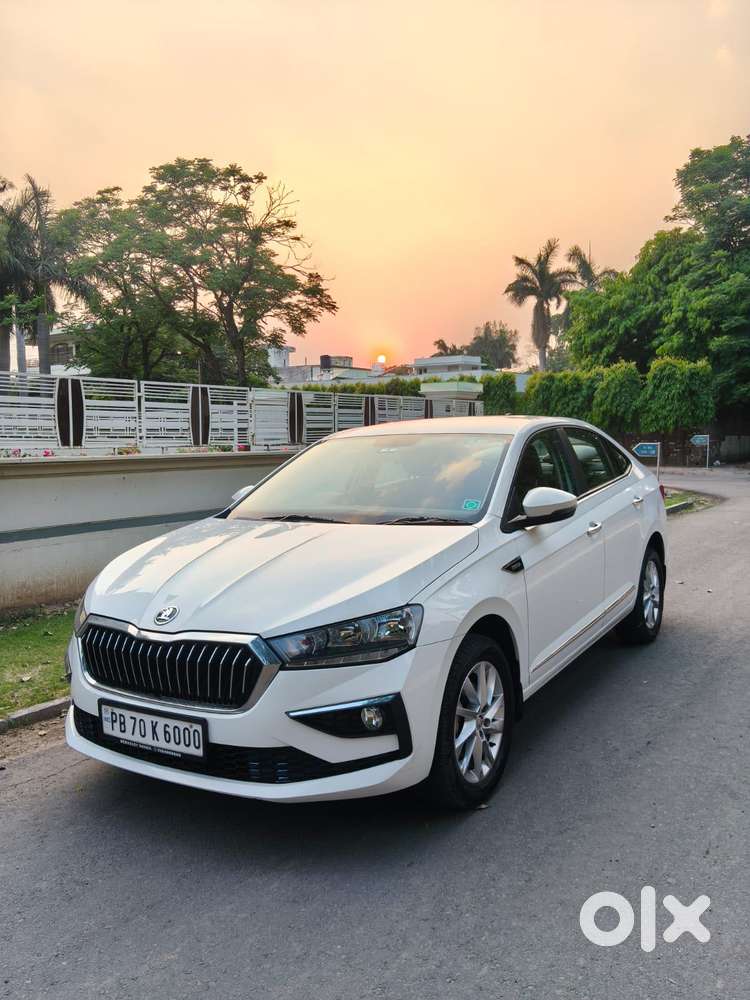 Skoda Slavia Ambition Plus 1.0 Tsi Mt, 2023, Petrol