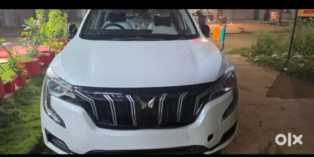 Mahindra Xuv700 Ax5 2022
