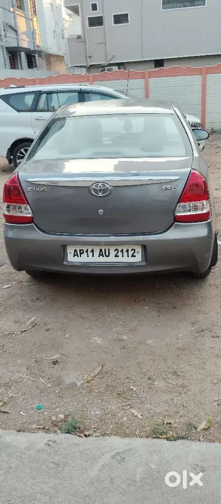 Toyota Etios 2014 Diesel 100000 Km Driven Showroom Record