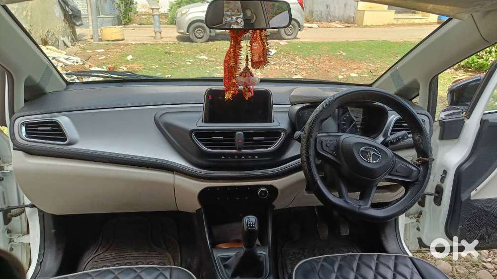 Tata Altroz 2022 Petrol Well Maintained