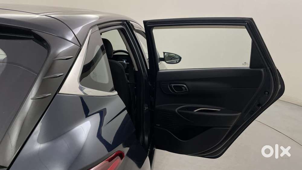 Hyundai I20 Asta (o) 1.2 Ivt, 2023, Petrol