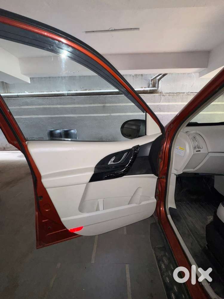 Mahindra Xuv500 2015 Year