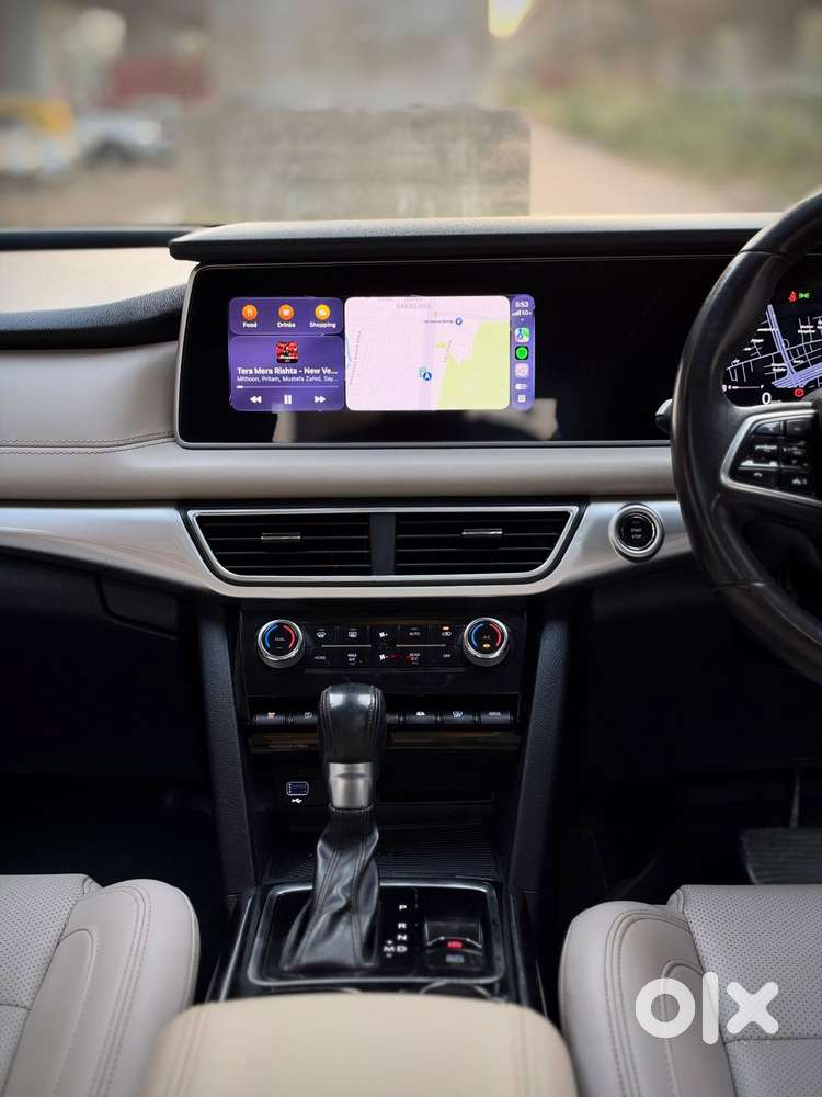 Mahindra Xuv700 2.2 Ax 7 Diesel At Luxury Pack Str, 2022, Diesel