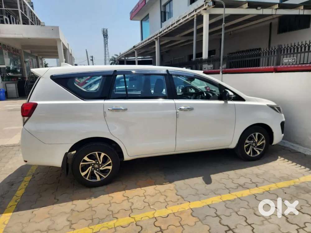 Toyota Innova Crysta 2022