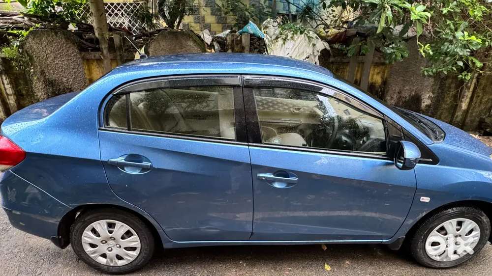 Honda Amaze 1.2 Petrol 2013