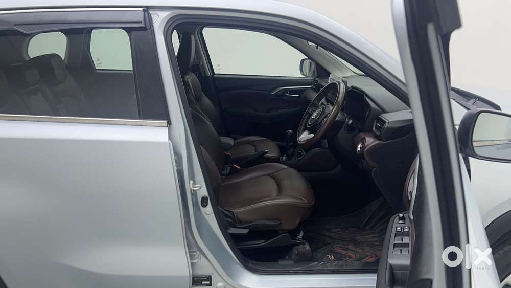 Maruti Suzuki Grand Vitara 1.5 Delta Smart Hybrid, 2024, Petrol