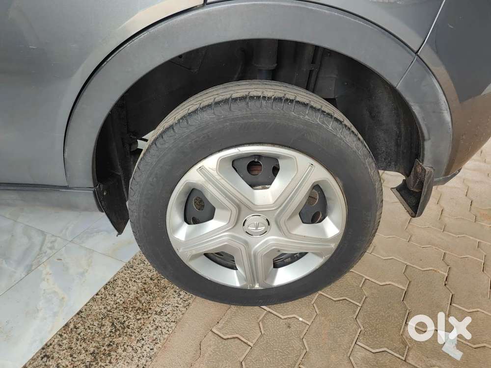 Tata Nexon 1.2 Revotron Xm (s), 2022, Petrol