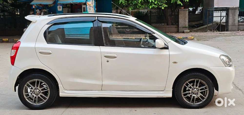 Toyota Etios Liva G, 2012, Petrol