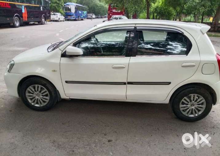 Toyota Etios Liva 1.2 Gx, 2014, Cng & Hybrids