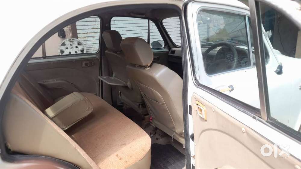 Hindustan Motor,  Ambassador ,2012 Model