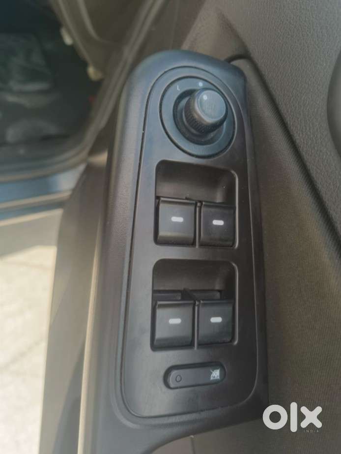 Tata Zest  Xma, 2015, Petrol