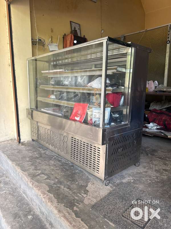 Bakery Display Fridge