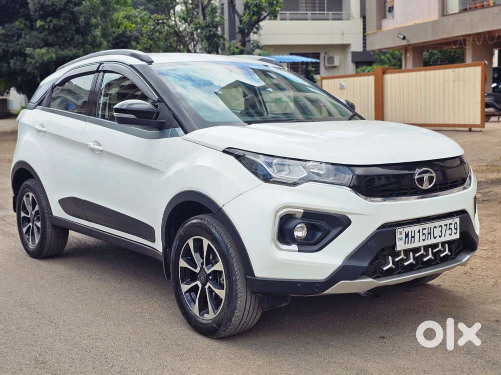 Tata Nexon 1.2 Revotron Xza Plus, 2020, Petrol