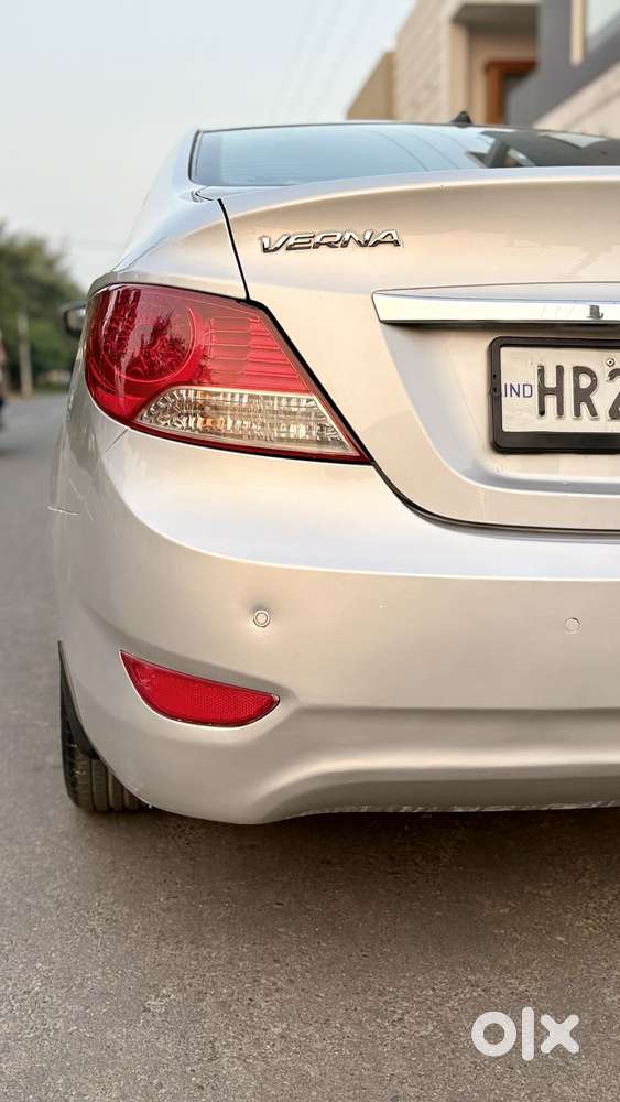 Hyundai Verna 1.6 Sx Vtvt, 2013, Petrol