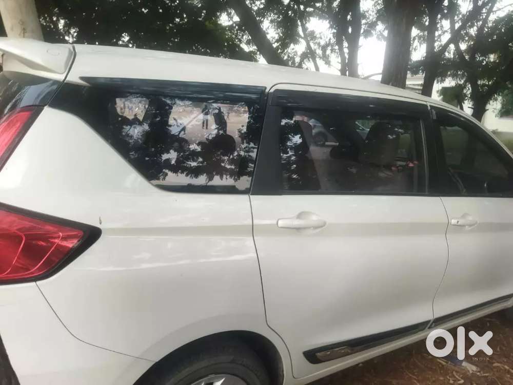 Maruti Suzuki Ertiga Vxi 2022
