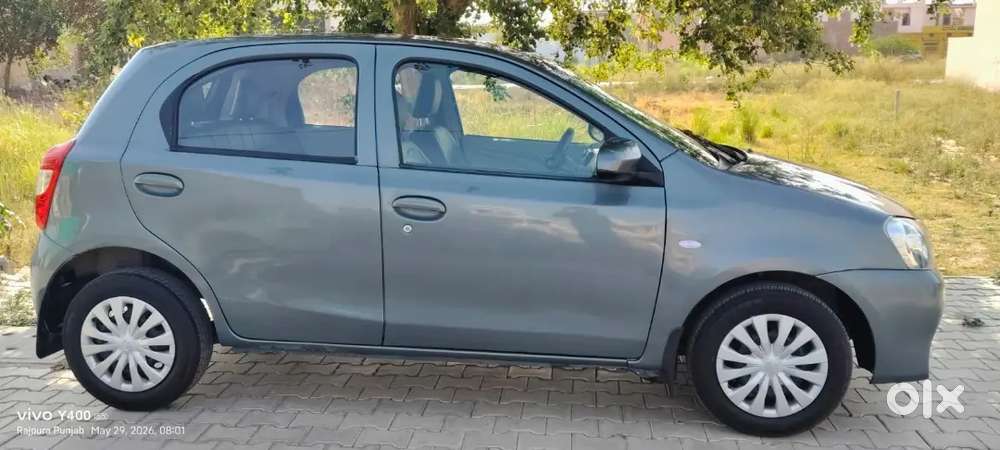 Toyota Etios Liva 2015 Diesel 92605 Km Driven