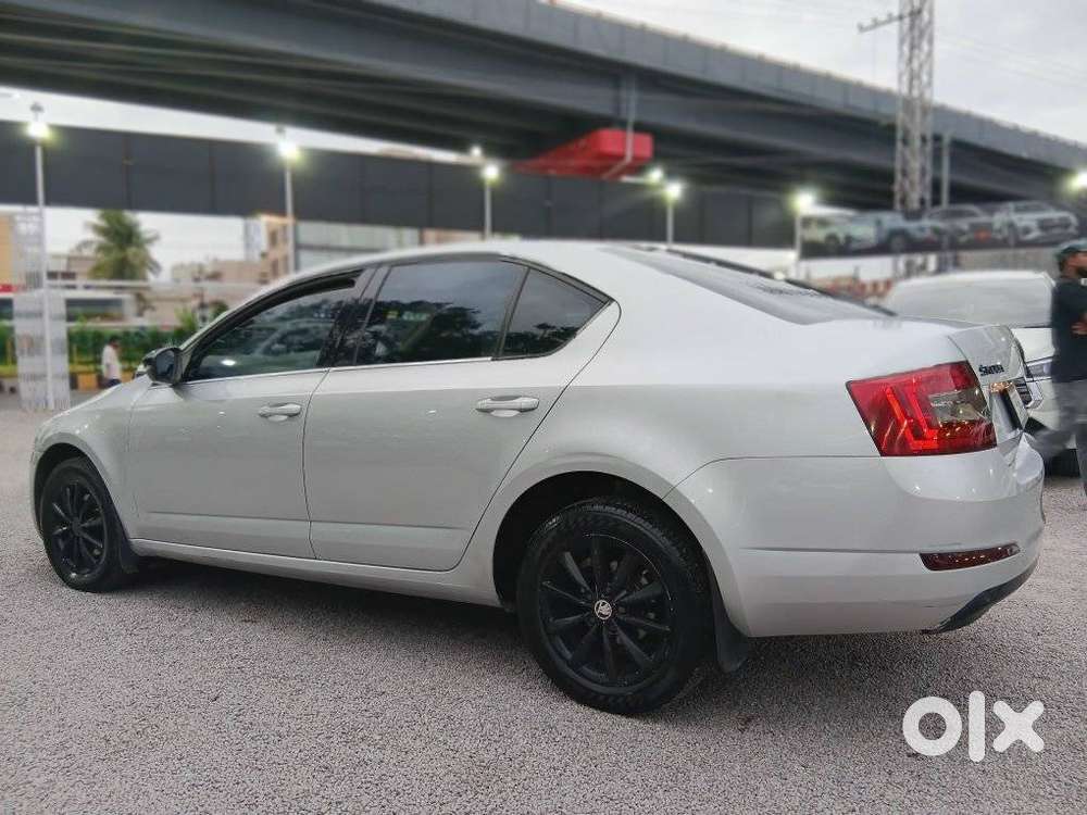 Skoda Octavia 2.0 Elegance Tdi Cr At, 2014, Diesel