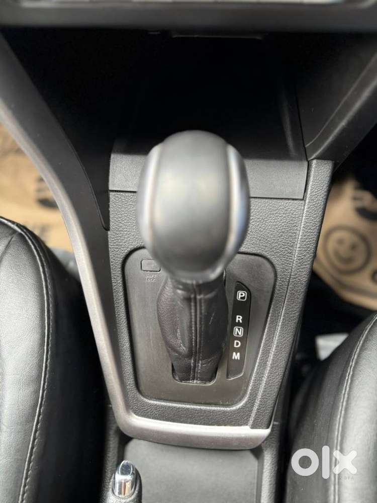 Maruti Suzuki Vitara Brezza Zxi + Amt Dual Tone, 2023, Petrol