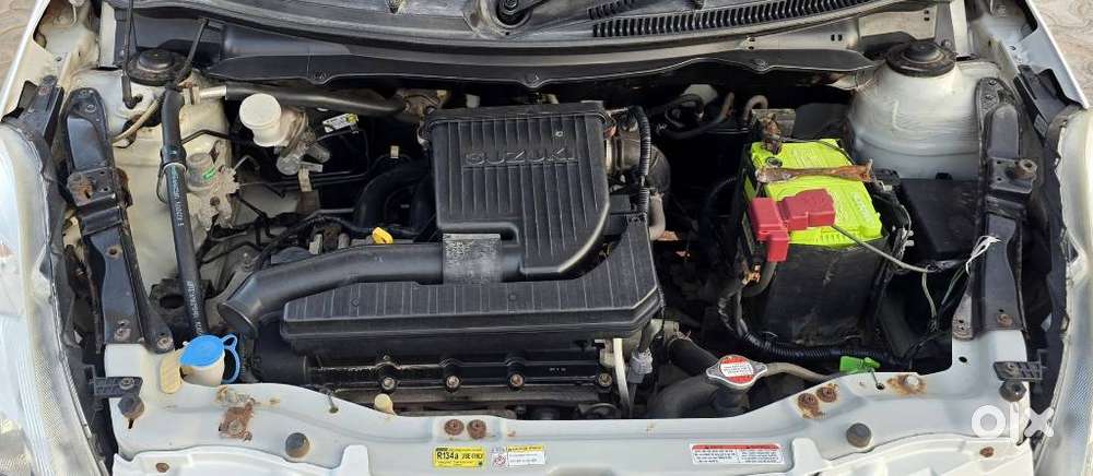 Maruti Suzuki Swift Lxi Optional-o, 2015, Petrol