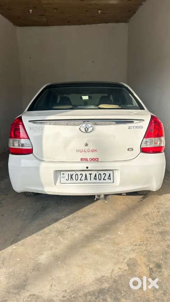 Toyota Etios 2011 Petrol 72000 Km Driven