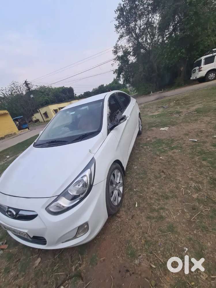 Hyundai Verna 2013