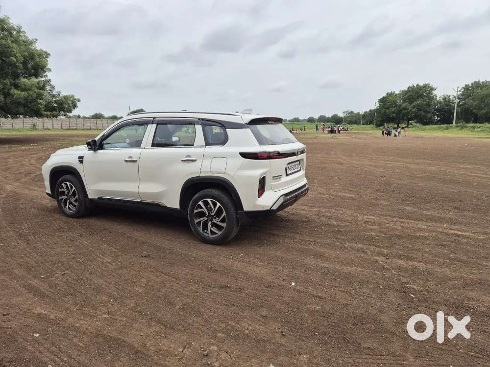 Toyota Urban Cruiser 2026 Hyryder Drive