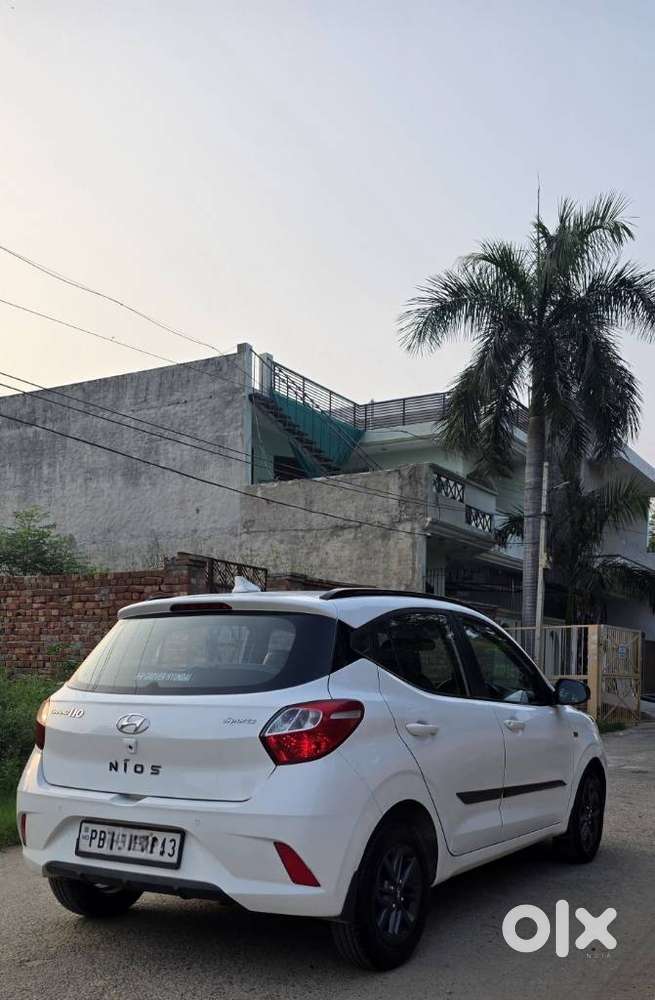 Hyundai Grand I10 Nios Sportz 1.2 At, 2021, Petrol