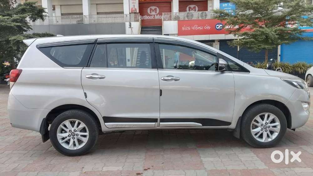 Toyota Innova Crysta 2.4 V 8 Str, 2017, Diesel