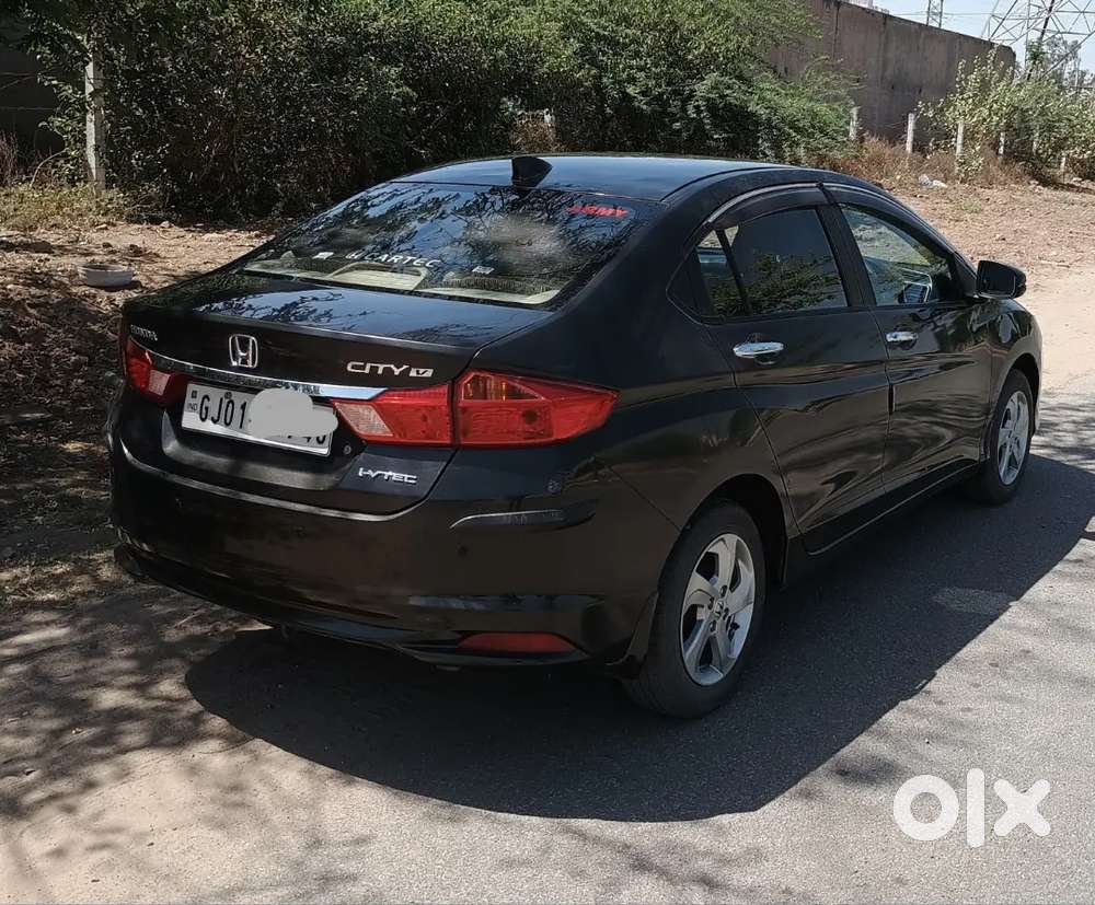 Honda City 2016 Petrol- Well Maintained- Only 7500 Kms Driven