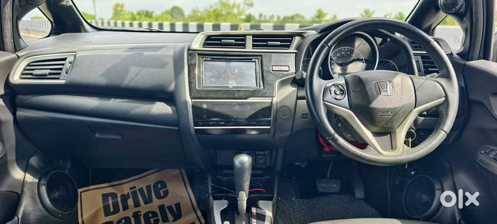 Honda Jazz V Cvt, 2017, Petrol