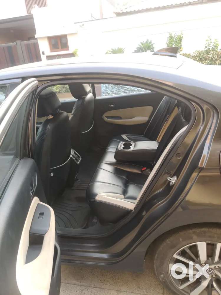 Honda City 5th Generation 2021 Vx