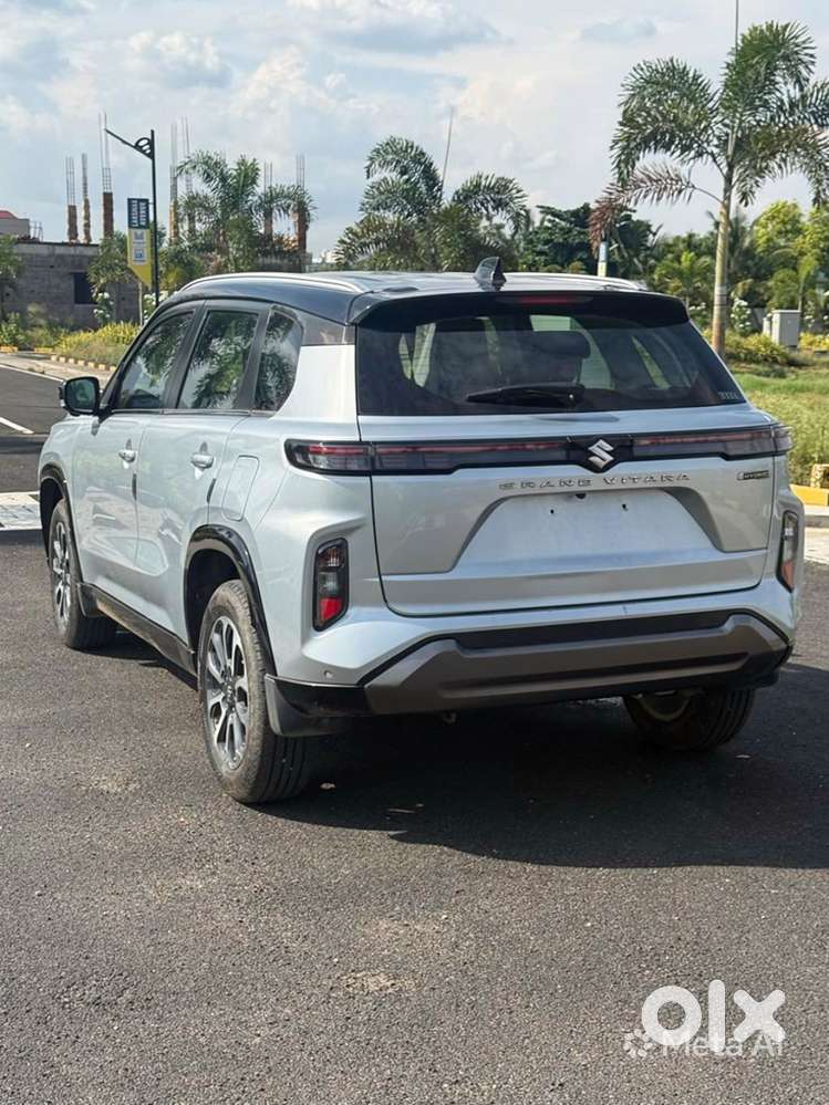 Maruti Suzuki Grand Vitara 1.5 Alpha Smart Hybrid Allgrip, 2024, Cng..