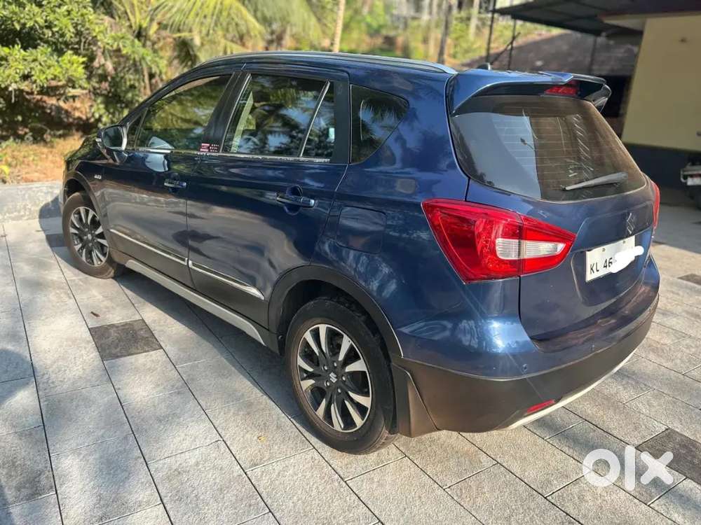 S-cross Alpha 2018 Diesel  Full Option  Premium Nexa Car