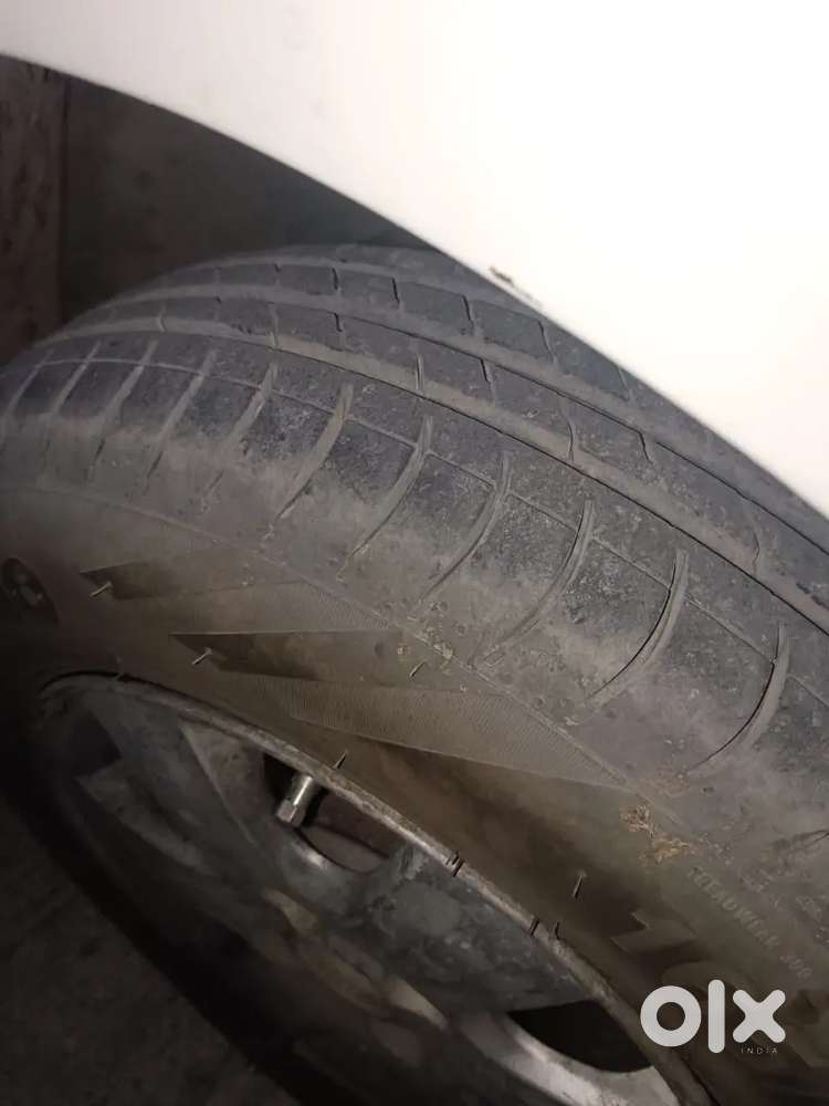 Front 2 Tyre New And 2tyre Old With Stepni A 1 Condition