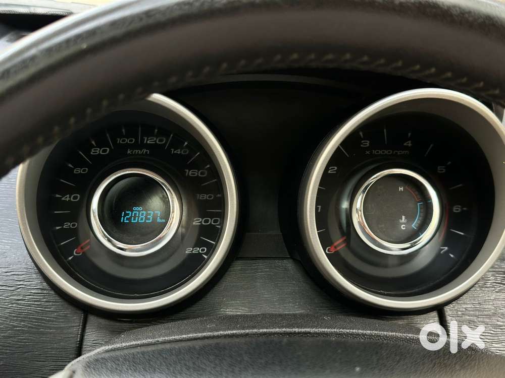 Mahindra Xuv500 2.2 W10, 2015, Diesel