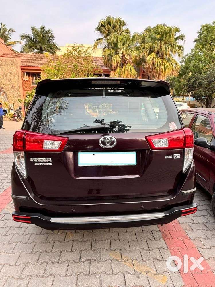 Toyota Innova Crysta 2016 Diesel Well Maintained
