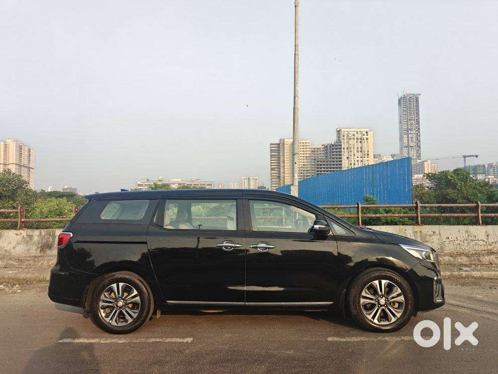 Kia Carnival Premium, 2020, Diesel
