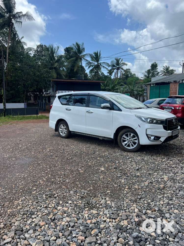 Toyota Innova Crysta Manual 2017