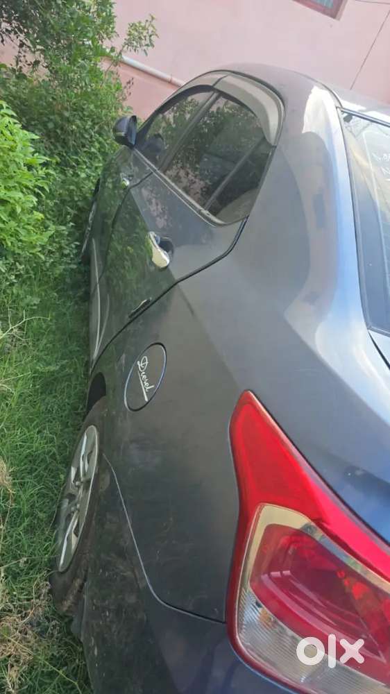 Hyundai Xcent Diesal Variant